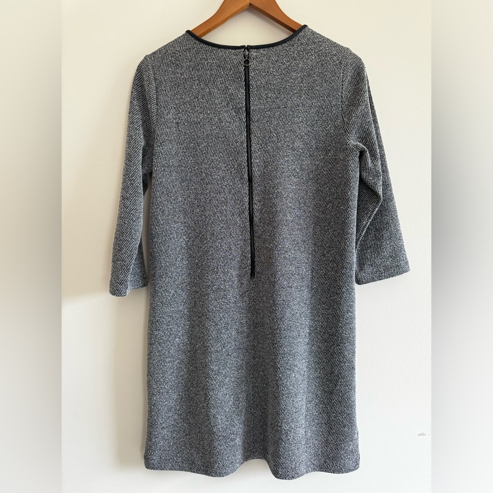 Ann Taylor Business Casual Dress with 3/4 length sleeves - Picture 4 of 9